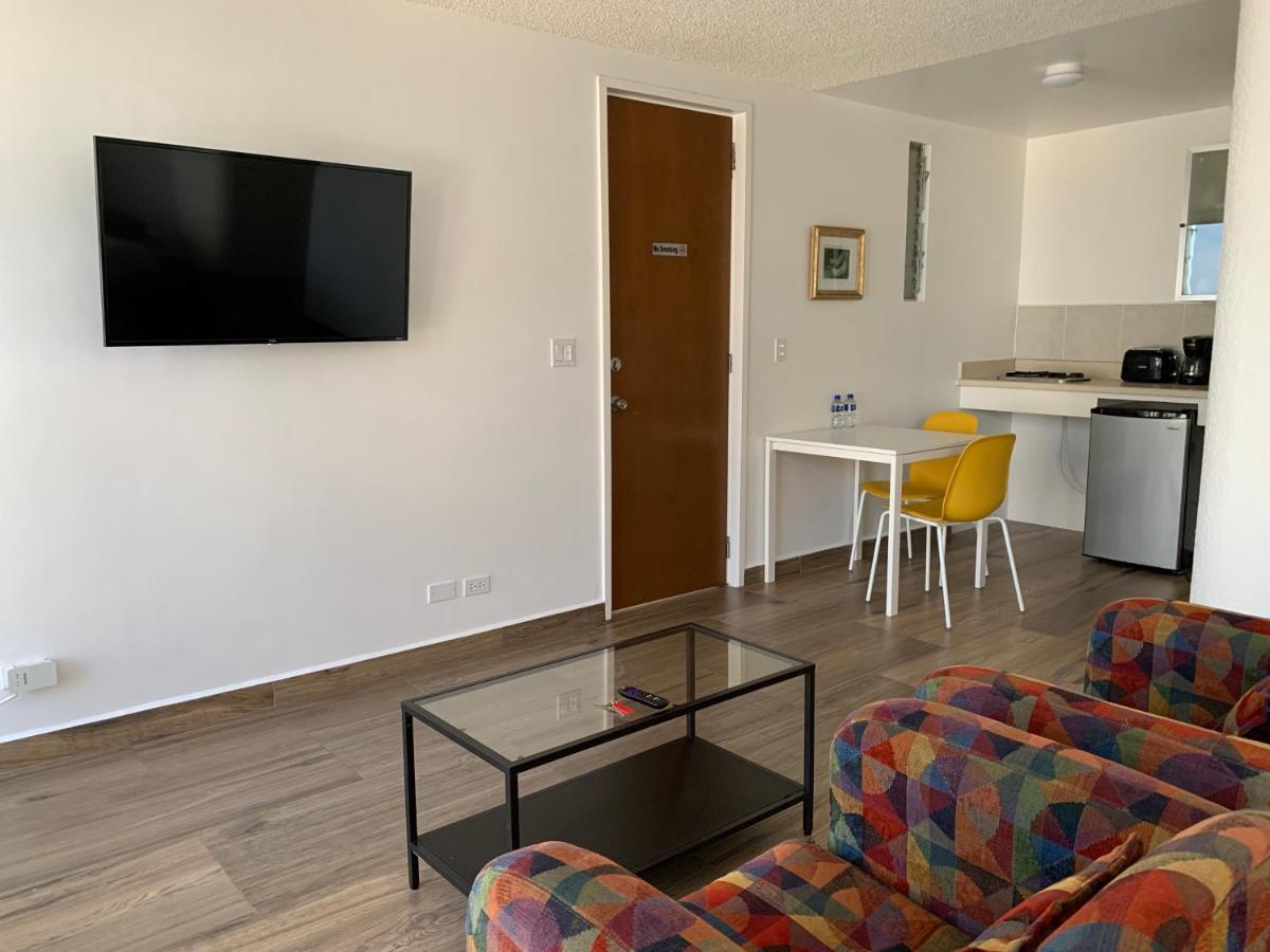 Dali Suites Hotel Tijuana Eksteriør bilde